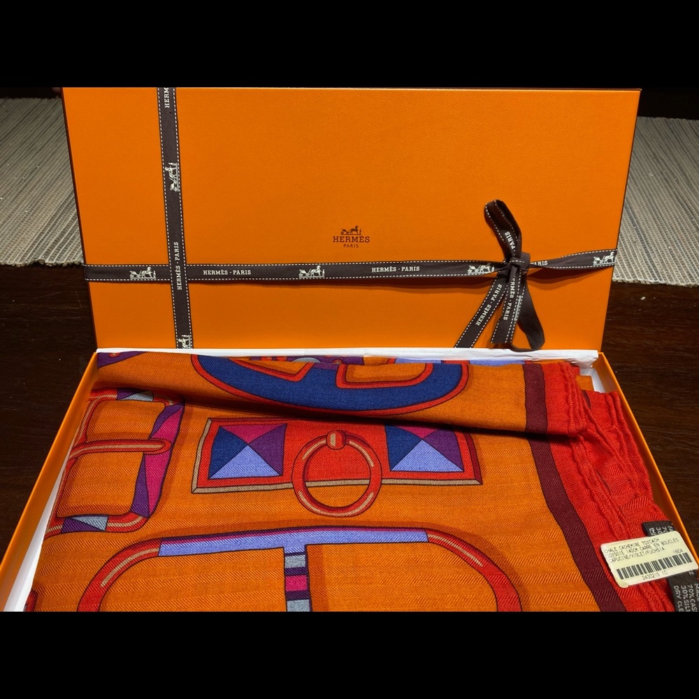 Hermès cashmere scarf 140cm 70% cashmere 30% silk